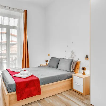 Ellebnb - Wifi, Netflix E Metro M2 A 100 Metri Lägenhet *